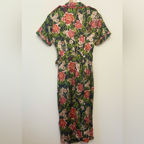We are HAH Dress Womens Small wrap around Perfectly Tailored MIDI Dress Floral - Picture 2 of 12